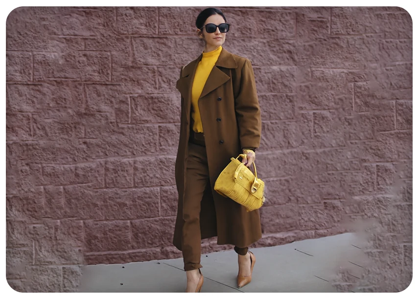 مانتو قهوه ای و رنگ زرد